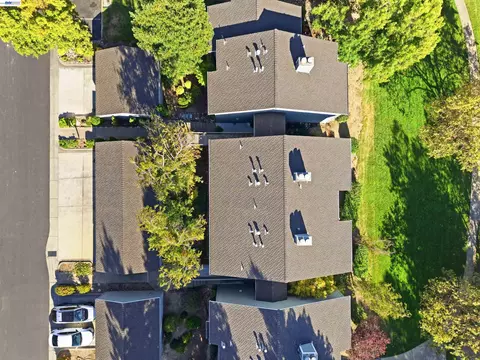 View/Area - 8040 Mountain View Dr #D, Pleasanton, CA 94588 photo 4 of 9