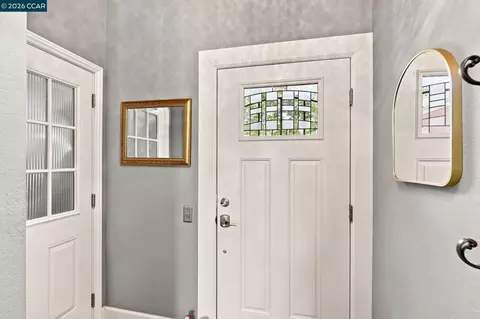 Entry Way - 25 Sparrow Hawk Ct, Oakley, CA 94561 photo 2 of 5