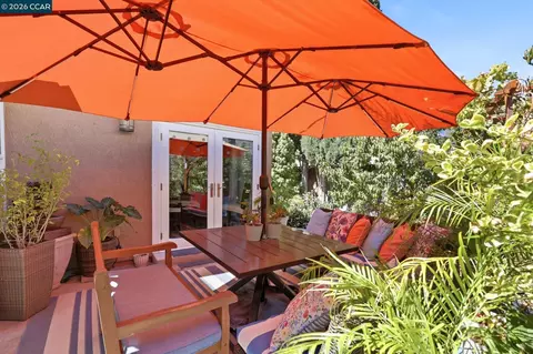 Exterior - 25 Sparrow Hawk Ct, Oakley, CA 94561 photo 4 of 8