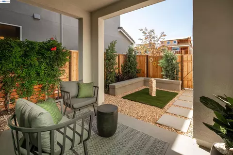 Exterior - 381 Elderberry Way, Napa, CA 94558 photo 3 of 3