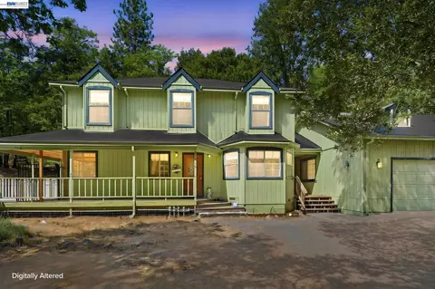 Exterior - 21916 Fallview Dr, Sonora, CA 95370 photo 2 of 13