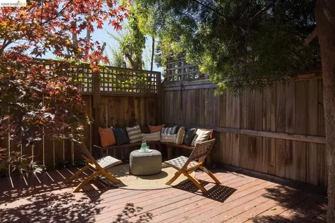 Exterior - 1716 Parker St, Berkeley, CA 94703 photo 6 of 7