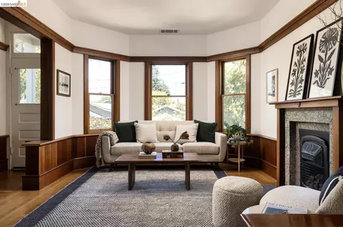 Living - 1716 Parker St, Berkeley, CA 94703 photo 3 of 7