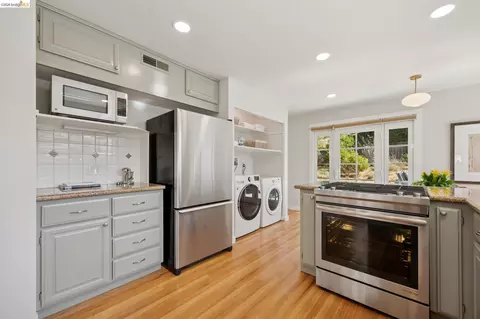 1879 Tulare Ave, Richmond, CA 94805