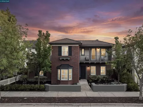 1960 Casablanca St, Danville, CA 94506