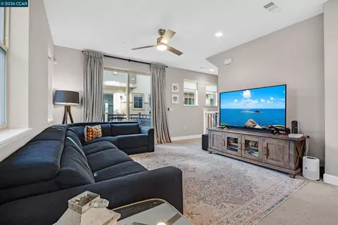 Living - 1840 Enclave Pl, Concord, CA 94519 photo 2 of 2