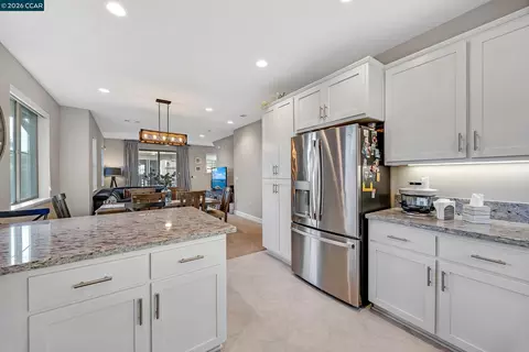 Kitchen - 1840 Enclave Pl, Concord, CA 94519 photo 5 of 6