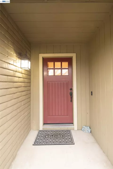 Entry Way - 1336 Hidden Glen Dr, Modesto, CA 95355 photo 1 of 1