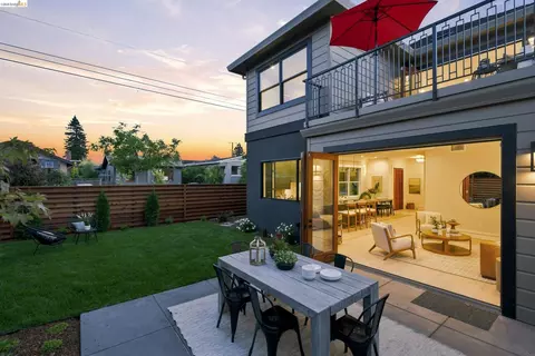 Exterior - 2619 Mathews St, Berkeley, CA 94702 photo 9 of 14