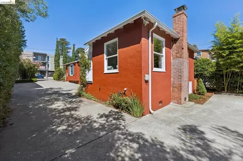 Exterior - 2218 Parker St, Berkeley, CA 94704 photo 5 of 7