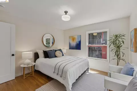 Bedroom - 2218 Parker St, Berkeley, CA 94704 photo 3 of 6