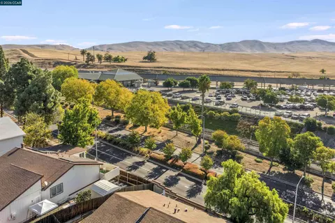 View/Area - 3611 Sunview Ct, Concord, CA 94520 photo 7 of 11