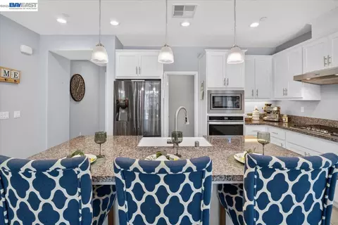 1589 Friendly, Manteca, CA 95337 photo 9
