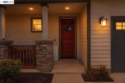 1589 Friendly, Manteca, CA 95337 photo 5