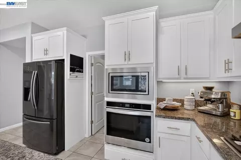 1589 Friendly, Manteca, CA 95337 photo 14
