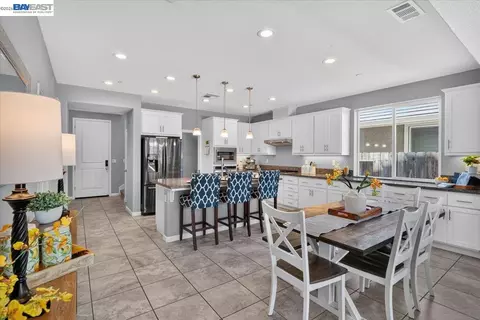 1589 Friendly, Manteca, CA 95337 photo 8