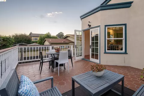 Exterior - 1220 Channing Way, Berkeley, CA 94702 photo 17 of 21