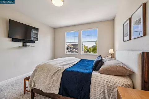 Bedroom - 1015 Lantern Bay, Hercules, CA 94547 photo 7 of 7