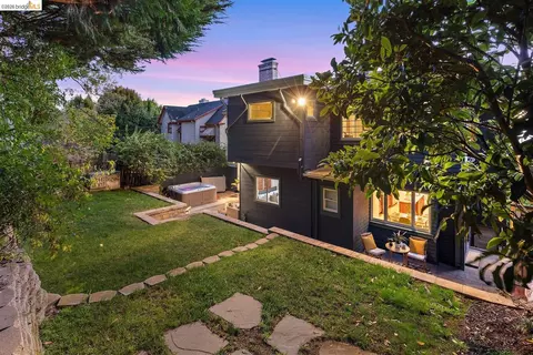 Exterior - 955 Shattuck Ave, Berkeley, CA 94707 photo 9 of 15