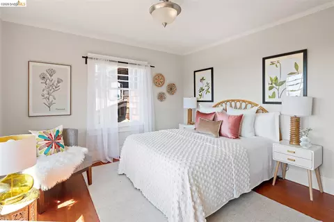 Bedroom - 955 Shattuck Ave, Berkeley, CA 94707 photo 3 of 6