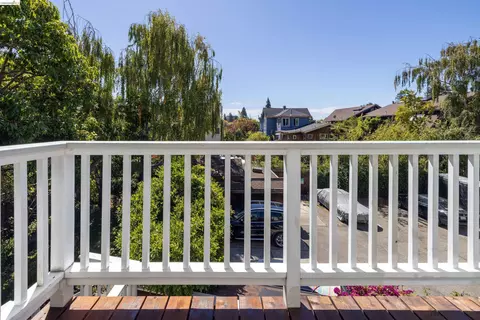 Exterior - 2024 Cedar St, Berkeley, CA 94709 photo 6 of 14