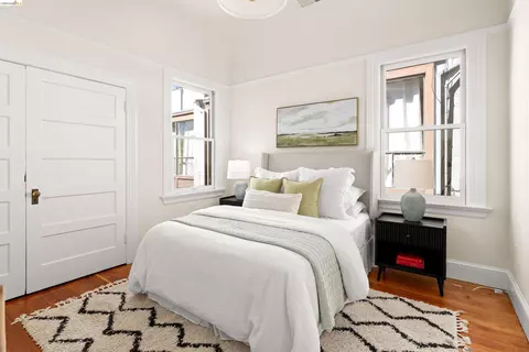 Bedroom - 2024 Cedar St, Berkeley, CA 94709 photo 3 of 4