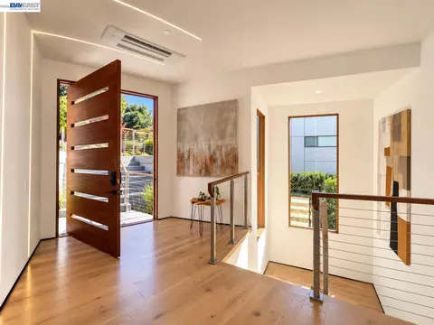 Entry Way - 1026 Grizzly Peak Blvd, Berkeley, CA 94708 photo 1 of 8
