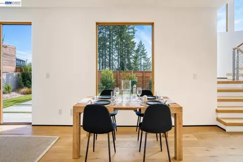 Dining - 1026 Grizzly Peak Blvd, Berkeley, CA 94708 photo 2 of 2