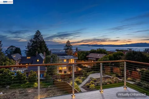 View/Area - 1026 Grizzly Peak Blvd, Berkeley, CA 94708 photo 2 of 9