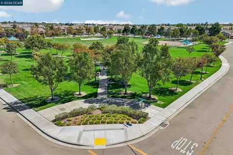 View/Area - 486 Windflower Way, Oakley, CA 94561 photo 4 of 7