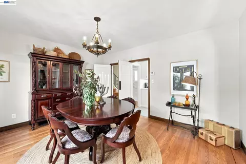 Dining - 876 Bancroft Ave, San Leandro, CA 94577 photo 2 of 4