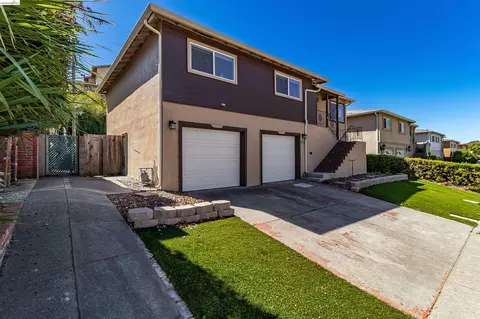 Exterior - 335 Pepper Dr, Vallejo, CA 94589 photo 4 of 13