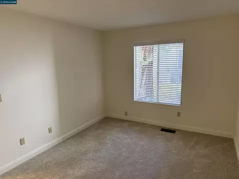 Bedroom - 5425 Concord Blvd #E4, Concord, CA 94521 photo 2 of 2