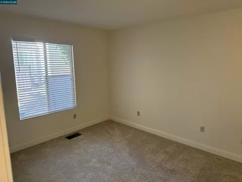 Bedroom - 5425 Concord Blvd #E4, Concord, CA 94521 photo 1 of 2