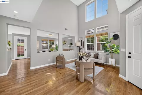 Living - 3927 Madbury Ct, Dublin, CA 94568 photo 1 of 5