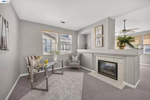 Living - 3927 Madbury Ct, Dublin, CA 94568 photo 4 of 5