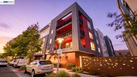 1028 Foster Square Ln #201, Foster City, CA 94404