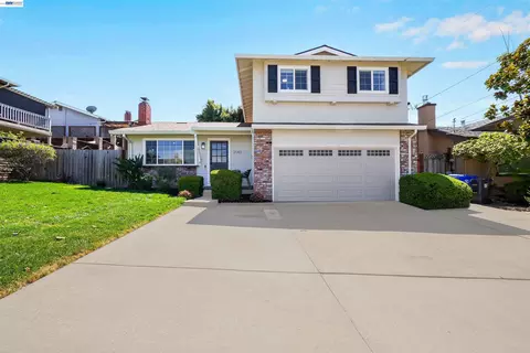 Exterior - 2143 Minnie St, Fairview, CA 94541 photo 2 of 8