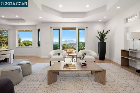 Living - 809 Mountain View Dr, Lafayette, CA 94549 photo 2 of 9