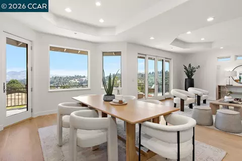 Dining - 809 Mountain View Dr, Lafayette, CA 94549 photo 1 of 6