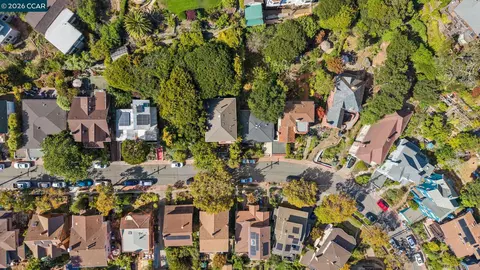 View/Area - 931 Shattuck Ave, Berkeley, CA 94707 photo 6 of 9