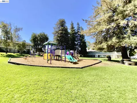 Exterior - 92 Hemlock Ln, Milpitas, CA 95035 photo 7 of 10