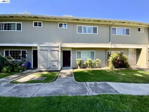 Exterior - 92 Hemlock Ln, Milpitas, CA 95035 photo 6 of 10
