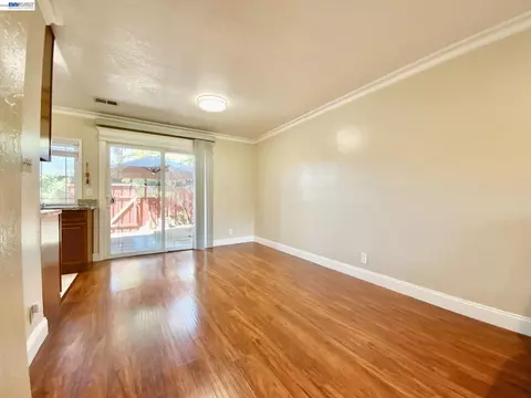 Living - 92 Hemlock Ln, Milpitas, CA 95035 photo 3 of 3