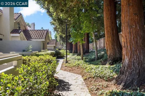 Exterior - 7298 Cronin Cir, Dublin, CA 94568 photo 5 of 10