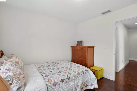 Bedroom - 1221 Andrea Way, Vallejo, CA 94591 photo 5 of 6