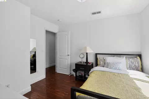 Bedroom - 1221 Andrea Way, Vallejo, CA 94591 photo 6 of 6