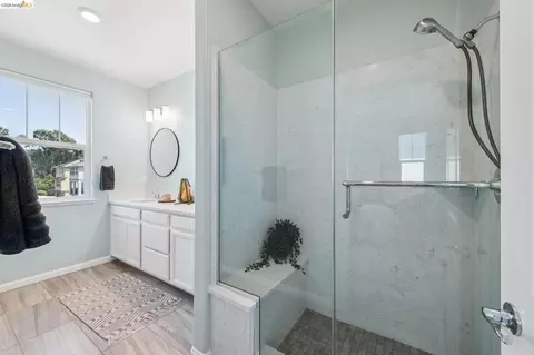 Bath - 24157 Amaranth Loop, Hayward, CA 94541 photo 2 of 3
