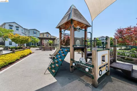 Exterior - 24157 Amaranth Loop, Hayward, CA 94541 photo 13 of 14