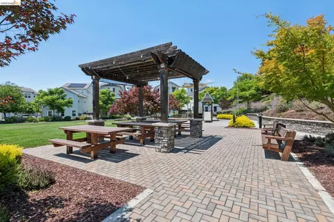 Exterior - 24157 Amaranth Loop, Hayward, CA 94541 photo 11 of 14